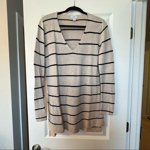 Old Navy oatmeal striped waffle texture knit tunic